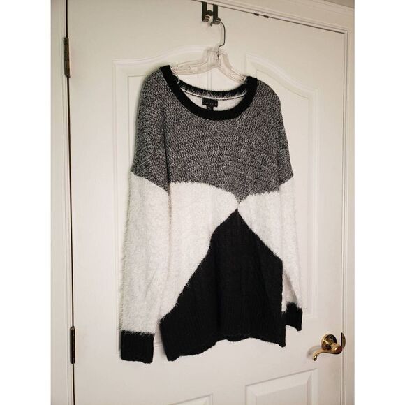 Metaphor Sweater - Picture 3 of 6